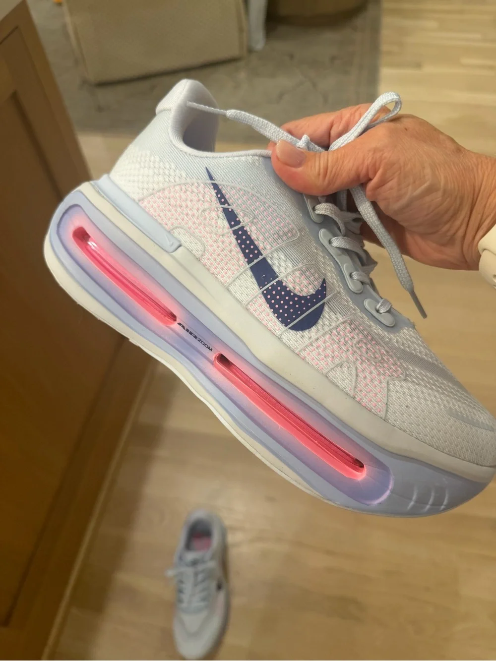 Nike Vomero Premium Air Max Lightweight Running Shoes — White with Pink Accent